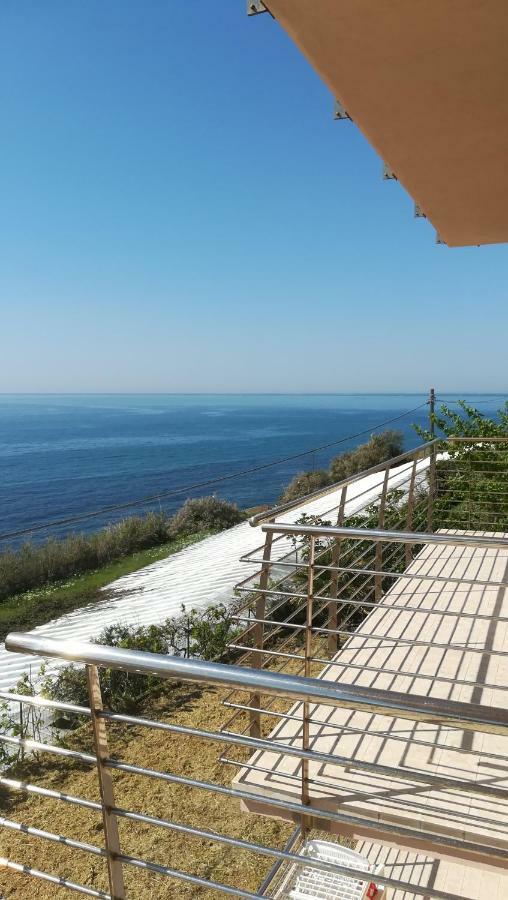 Da Rino Apartment Cipressa Екстериор снимка